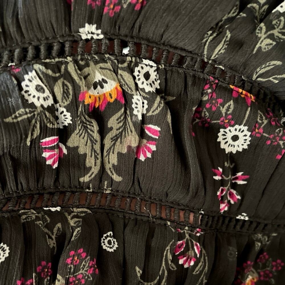 Old Navy Black Floral Cami Womens Size S Ruffle Cutouts Feminine Layer Coquette - Picture 5 of 15